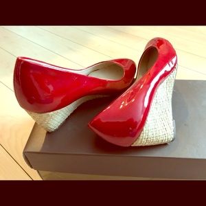 Franco Sarto Artist’s Collection size 5. Red.